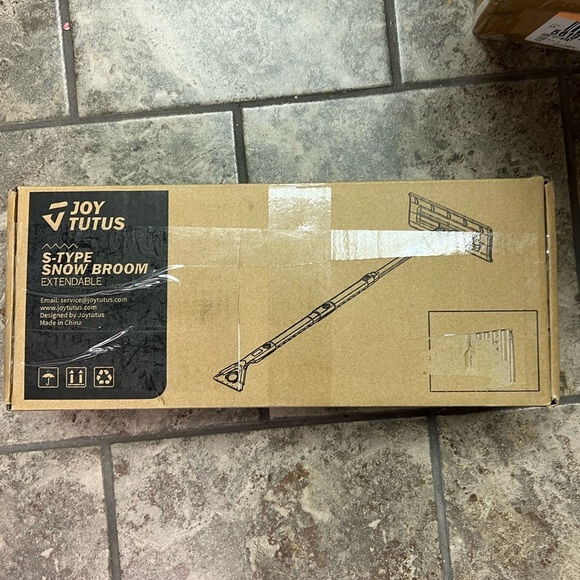 47'' Ice Scraper and Snow Broom for Car Windshield, Extendable Foam Snow Brush - Picture 2 of 4